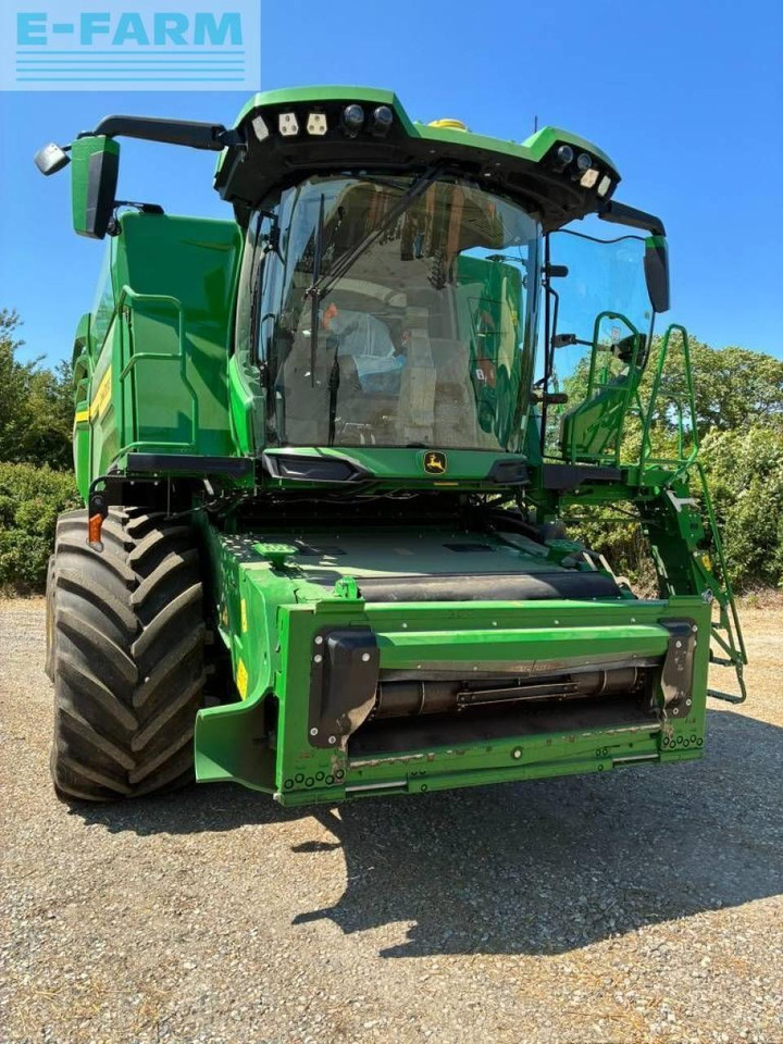 John Deere x9 1000 - Labības kombains: foto 1 John Deere x9 1000 - Labības kombains: foto 1