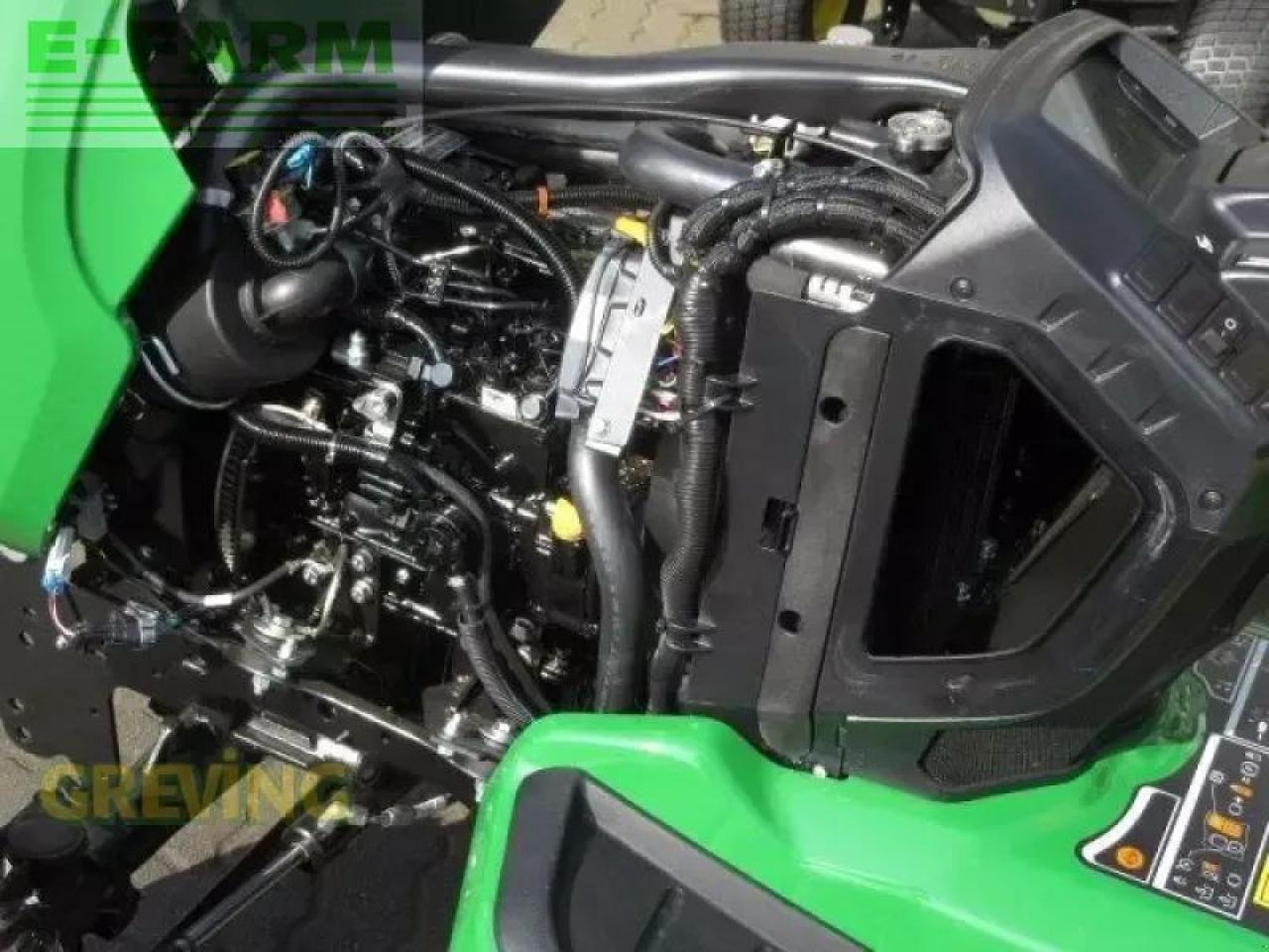 John Deere x948 - Traktors: foto 5 John Deere x948 - Traktors: foto 5