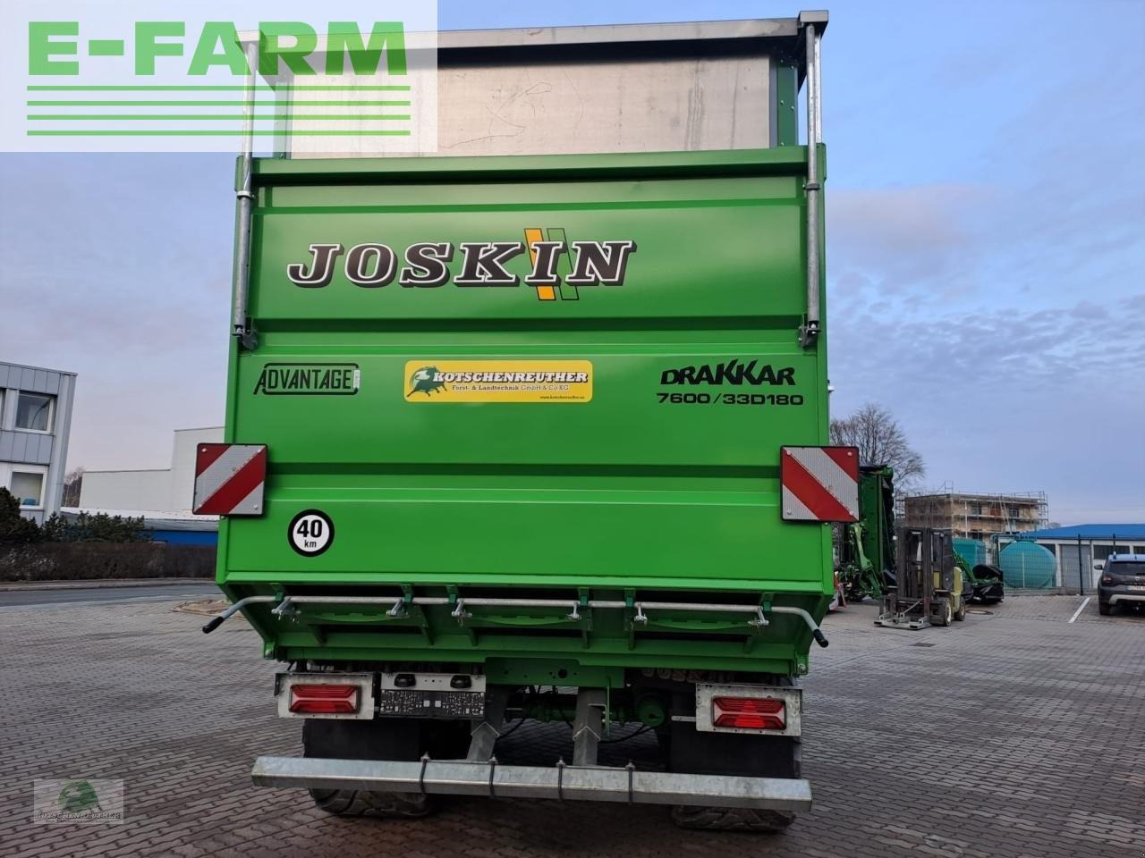 Joskin drakkar 7600/33d180 - Lauksaimniecības piekabe-pašizgāzējs: foto 5 Joskin drakkar 7600/33d180 - Lauksaimniecības piekabe-pašizgāzējs: foto 5
