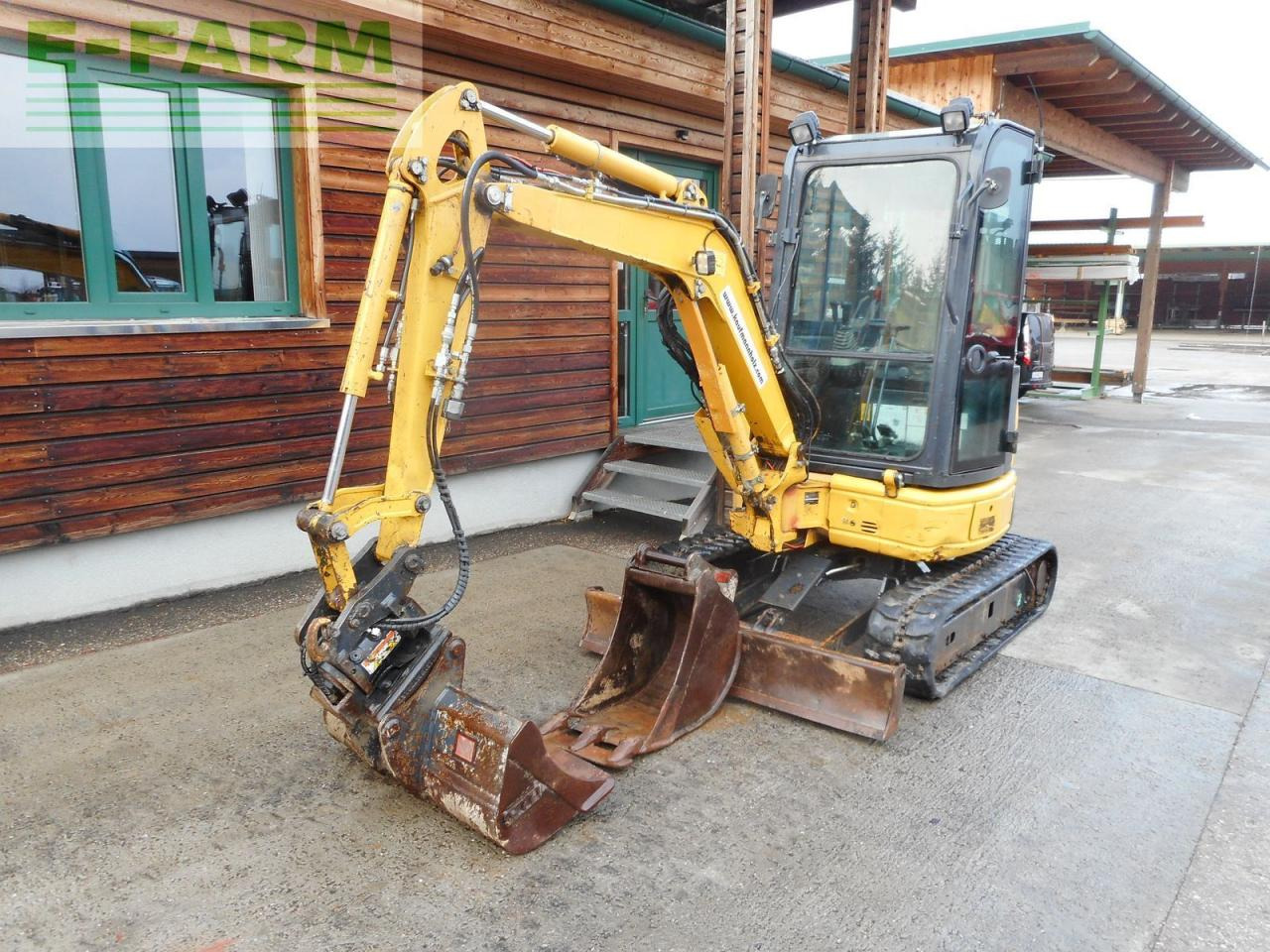 Komatsu pc 26mr-3 ( 2.710kg ) mit powertilt - Mini-ekskavators: foto 2 Komatsu pc 26mr-3 ( 2.710kg ) mit powertilt - Mini-ekskavators: foto 2