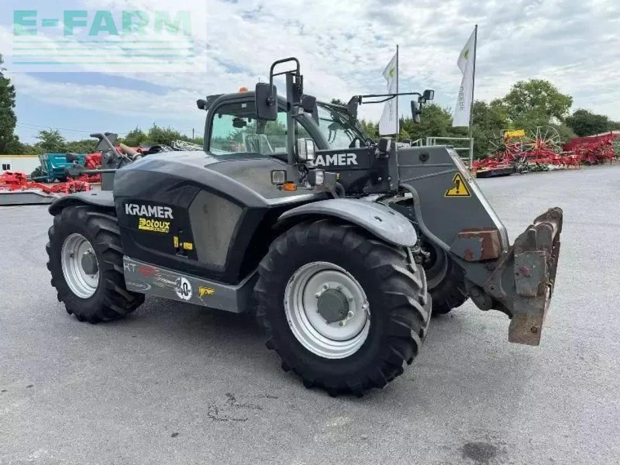 Kramer kt407 - Teleskopiskais iekrāvējs: foto 3 Kramer kt407 - Teleskopiskais iekrāvējs: foto 3