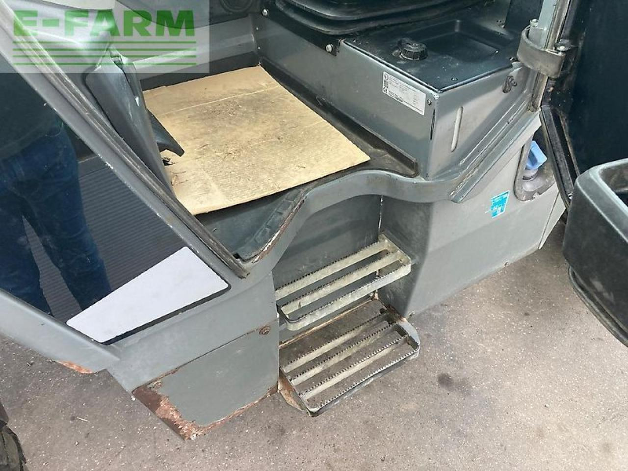 Teleskopiskais iekrāvējs Kramer kt559: foto 11 Teleskopiskais iekrāvējs Kramer kt559: foto 11