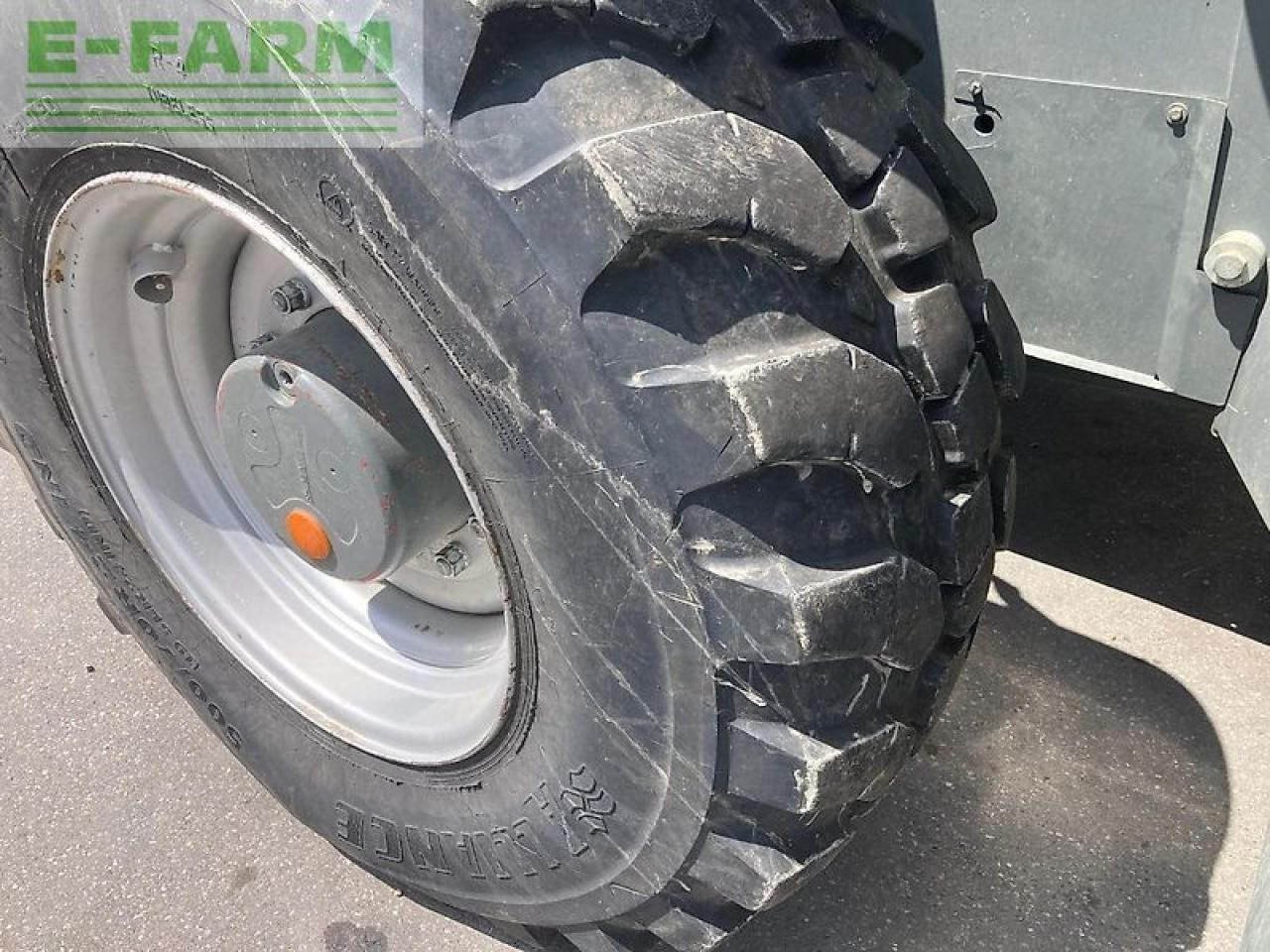 Teleskopiskais iekrāvējs Kramer kt559: foto 19 Teleskopiskais iekrāvējs Kramer kt559: foto 19