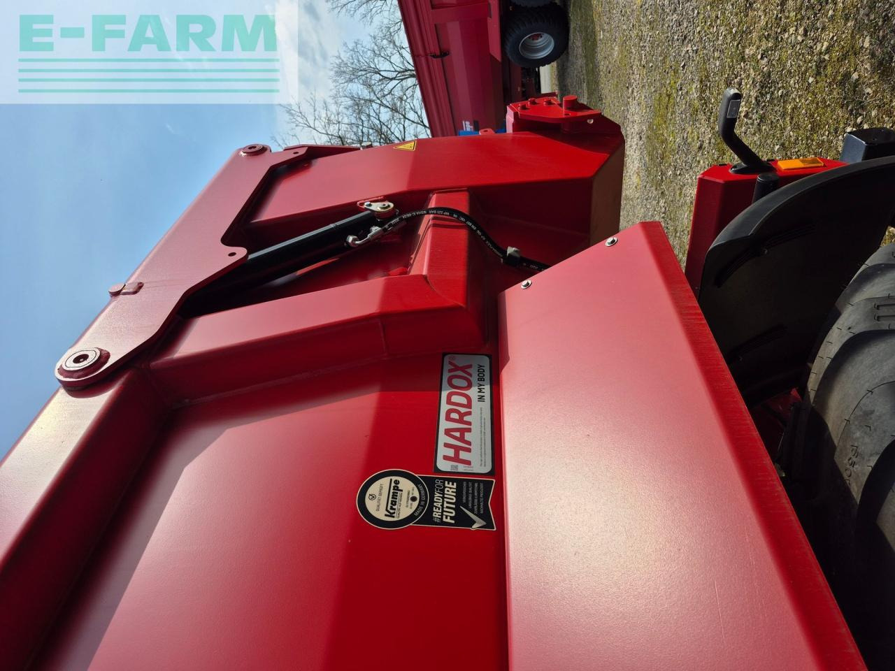 Krampe HD550 Carrier - Lauksaimniecības piekabe-pašizgāzējs: foto 3 Krampe HD550 Carrier - Lauksaimniecības piekabe-pašizgāzējs: foto 3