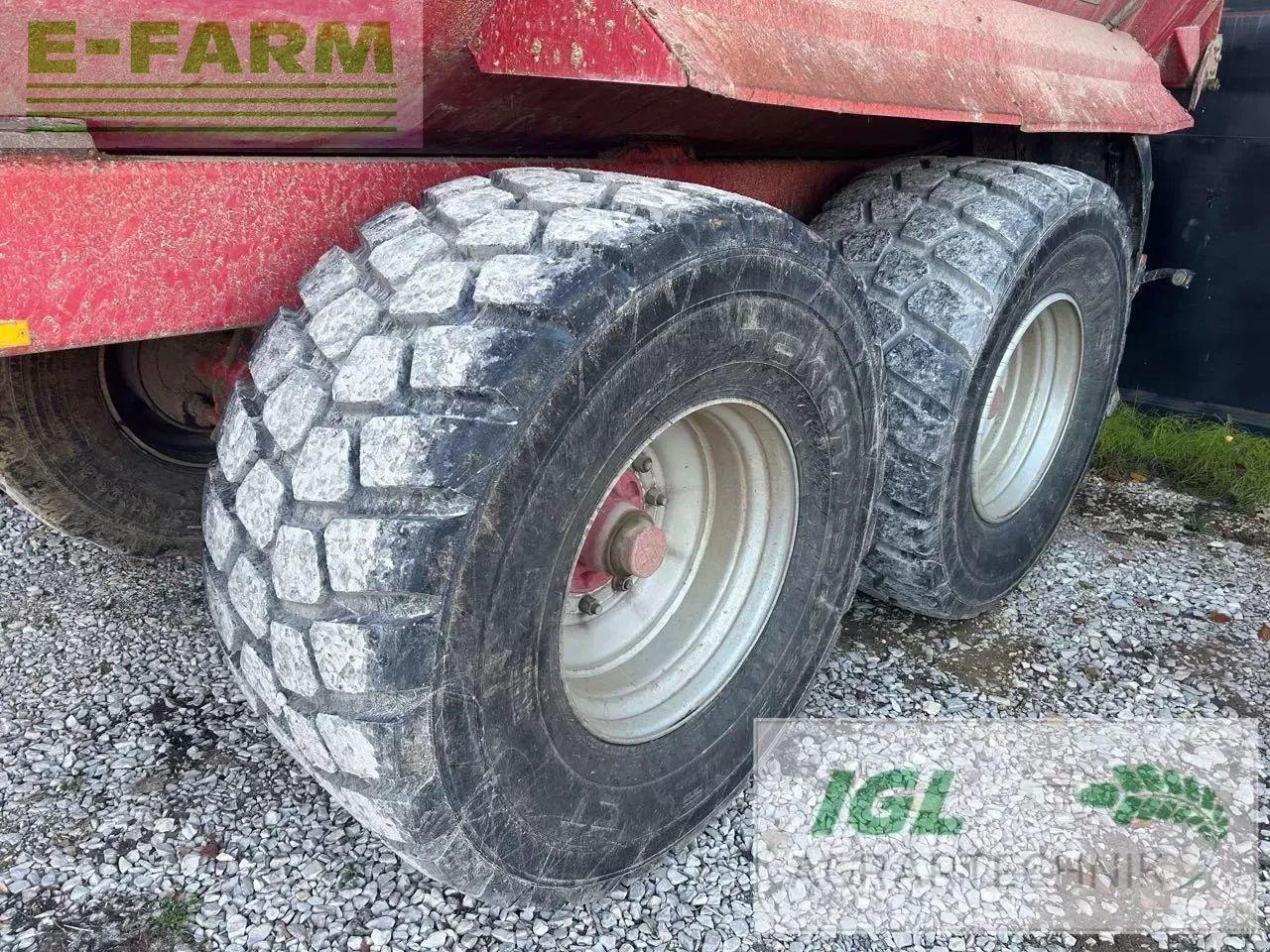 Krampe halfpipe hp 20 - Lauksaimniecības piekabe-pašizgāzējs: foto 5 Krampe halfpipe hp 20 - Lauksaimniecības piekabe-pašizgāzējs: foto 5