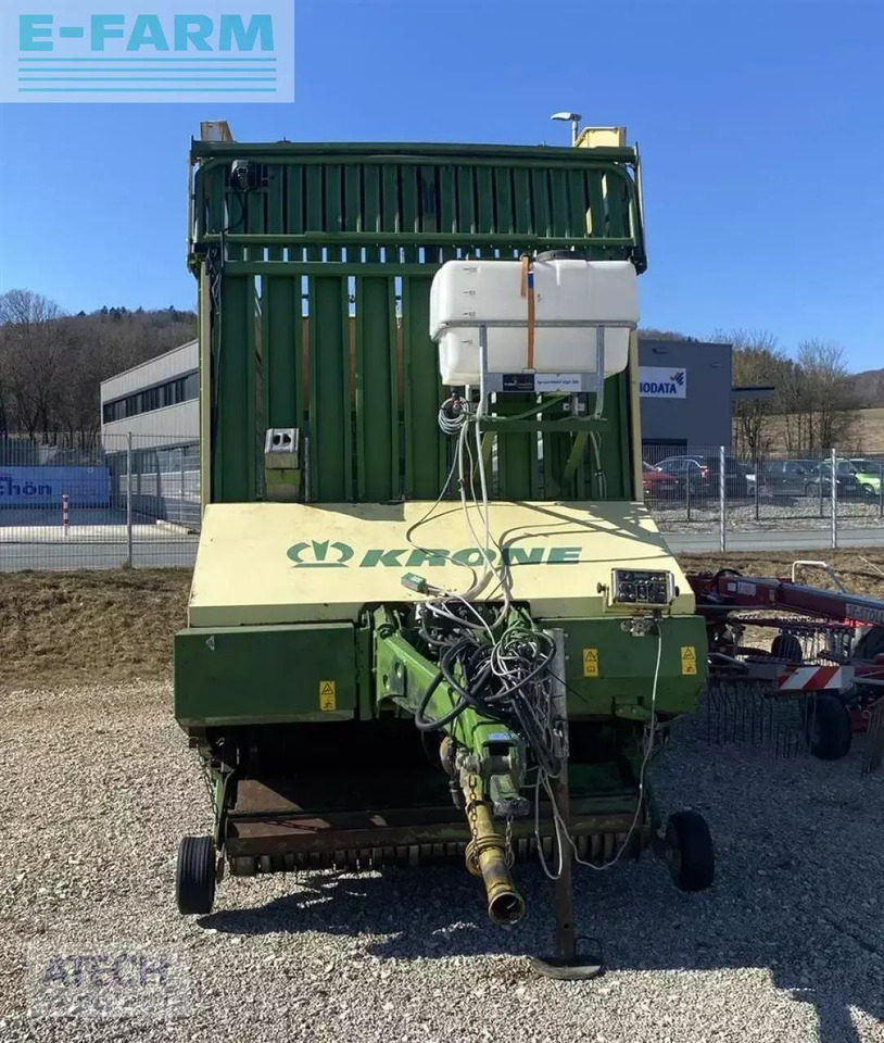 Krone 4xl / r-gl - Savācējpiekabe: foto 2 Krone 4xl / r-gl - Savācējpiekabe: foto 2