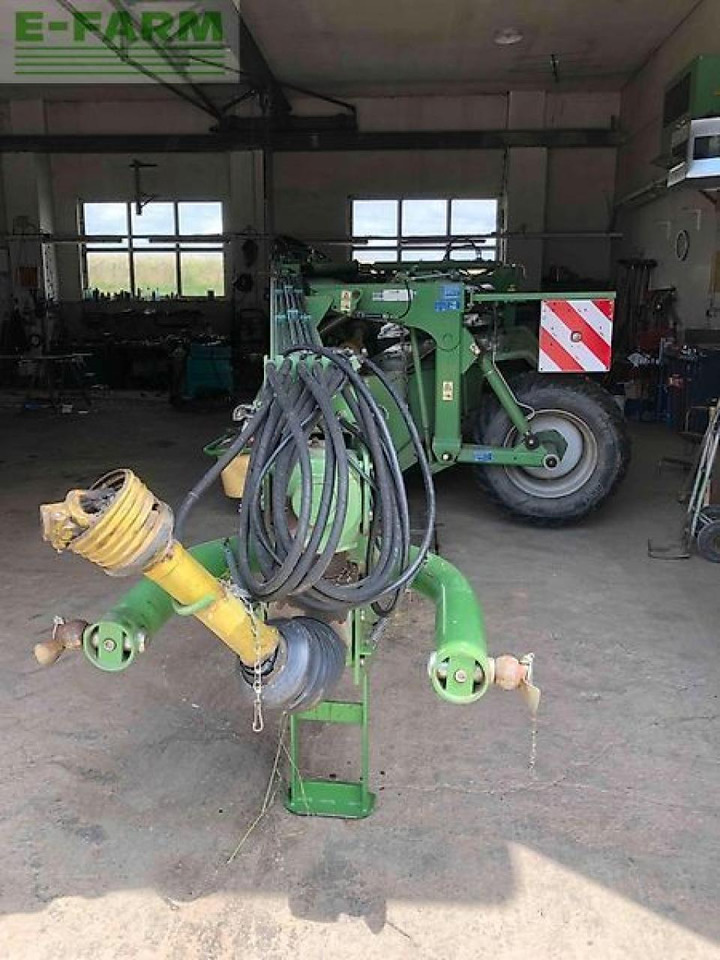 Krone easy cut 6210 cv - Pļāvējs: foto 4 Krone easy cut 6210 cv - Pļāvējs: foto 4