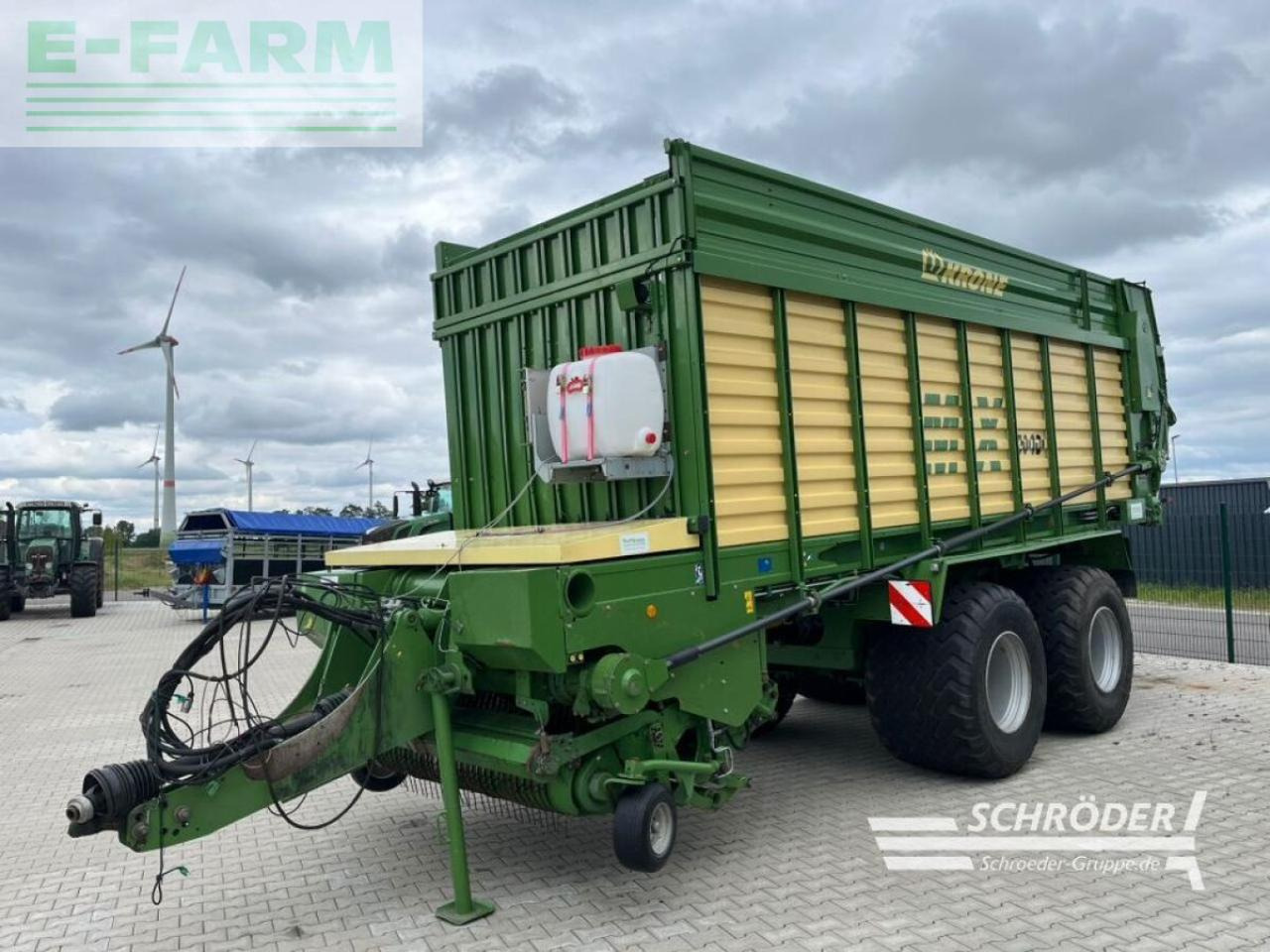 Krone mx 350 gd - Lauksaimniecības piekabe-pašizgāzējs: foto 1 Krone mx 350 gd - Lauksaimniecības piekabe-pašizgāzējs: foto 1