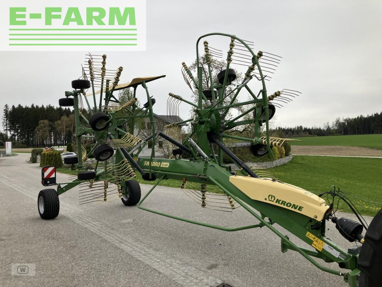 Krone swadro ts 680 - Vālotājs/ Ārdītājs: foto 1 Krone swadro ts 680 - Vālotājs/ Ārdītājs: foto 1