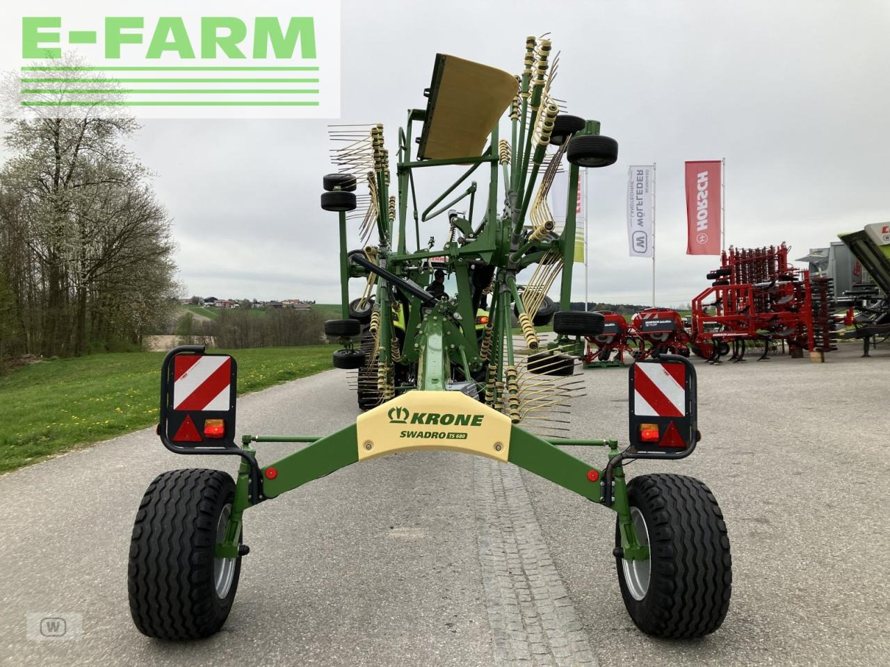 Krone swadro ts 680 - Vālotājs/ Ārdītājs: foto 4 Krone swadro ts 680 - Vālotājs/ Ārdītājs: foto 4