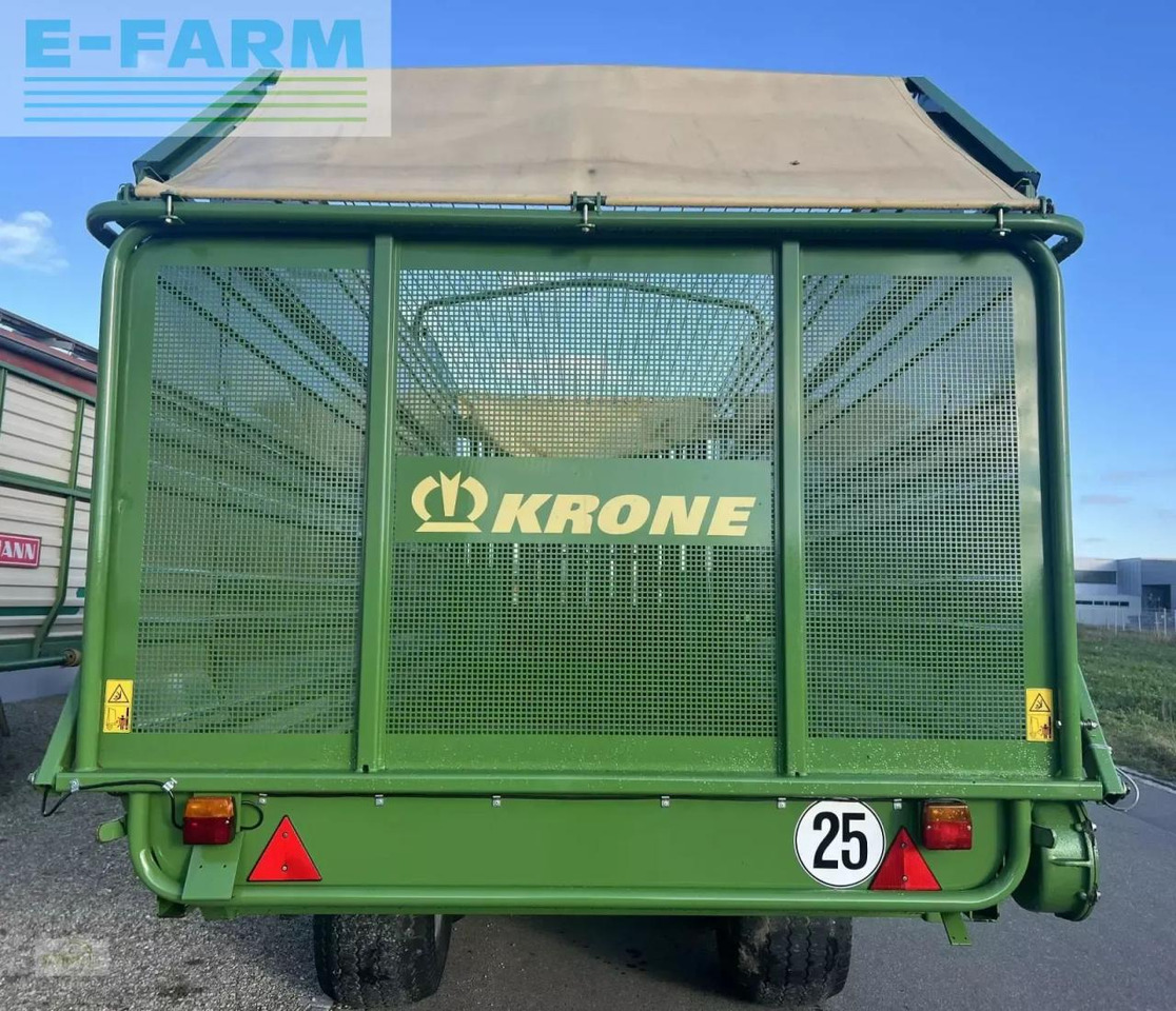Krone titan 6/48 gl all in im guten zustand - mit zusätzlichen tasträdern hinter der pick-up - Savācējpiekabe: foto 5 Krone titan 6/48 gl all in im guten zustand - mit zusätzlichen tasträdern hinter der pick-up - Savācējpiekabe: foto 5