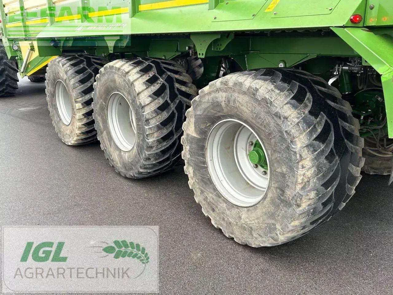 Lauksaimniecības piekabe-pašizgāzējs Krone tx 560: foto 6