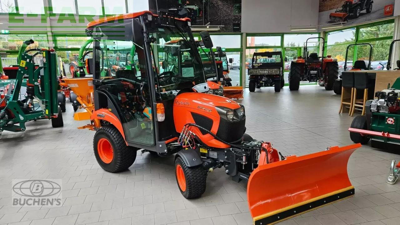 Kubota bx231 winterdienst - Traktors: foto 3 Kubota bx231 winterdienst - Traktors: foto 3