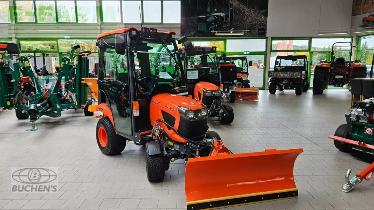 Kubota bx231 winterdienst - Traktors: foto 1 Kubota bx231 winterdienst - Traktors: foto 1