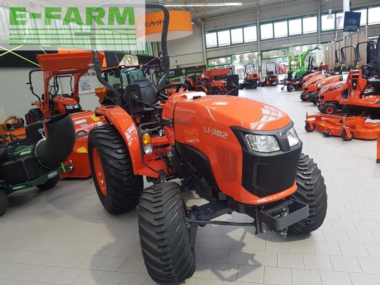 Traktors Kubota l1-382 h: foto 12 Traktors Kubota l1-382 h: foto 12