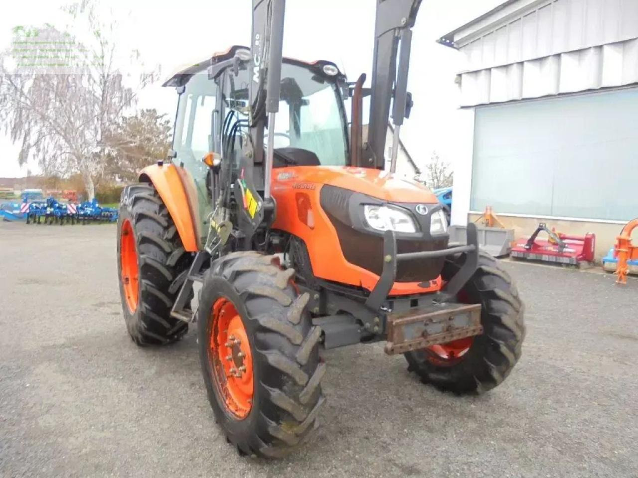 Kubota m8560dth - Traktors: foto 4 Kubota m8560dth - Traktors: foto 4