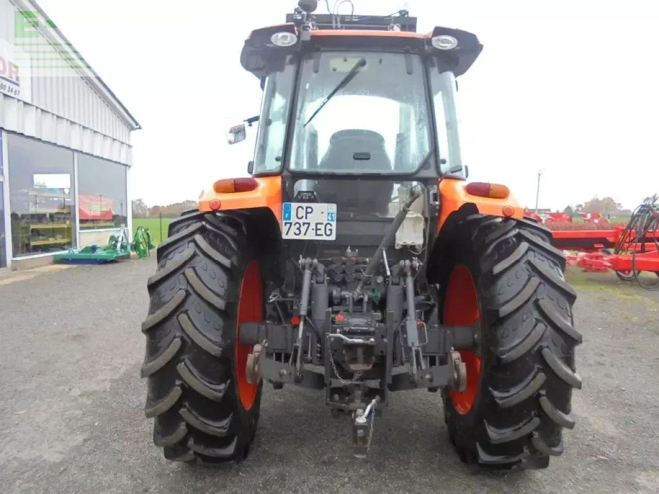 Kubota m8560dth - Traktors: foto 5 Kubota m8560dth - Traktors: foto 5