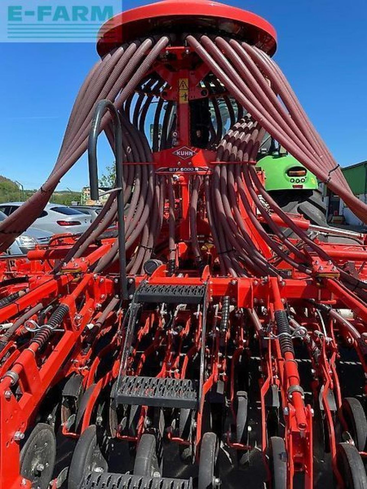 Kuhn drillkombi btf 5000 r mit fronttank und kreiselegge - Sējmašīna: foto 2 Kuhn drillkombi btf 5000 r mit fronttank und kreiselegge - Sējmašīna: foto 2