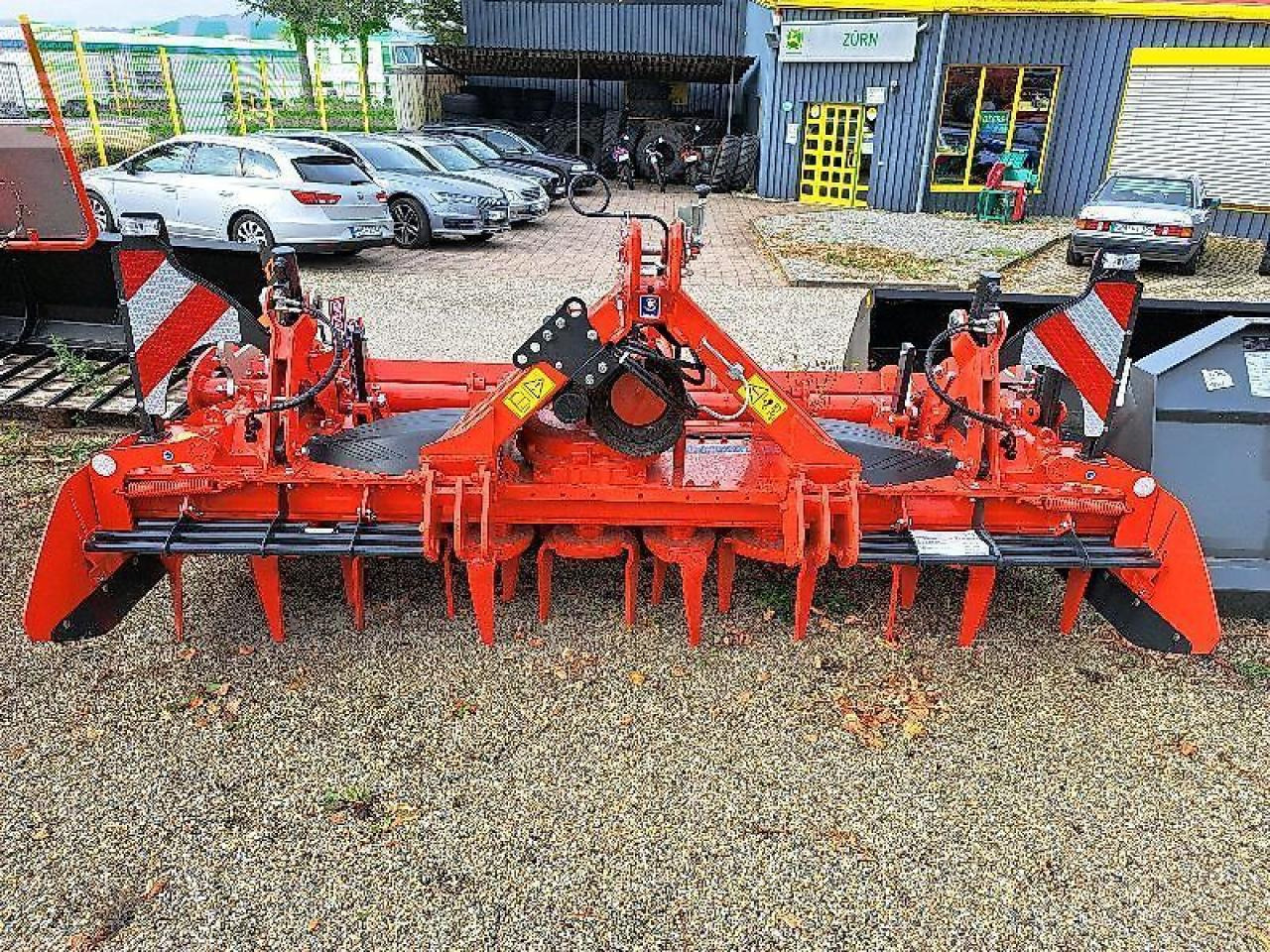 Kuhn hr3030 - Augsnes apstrādes tehnika: foto 3 Kuhn hr3030 - Augsnes apstrādes tehnika: foto 3