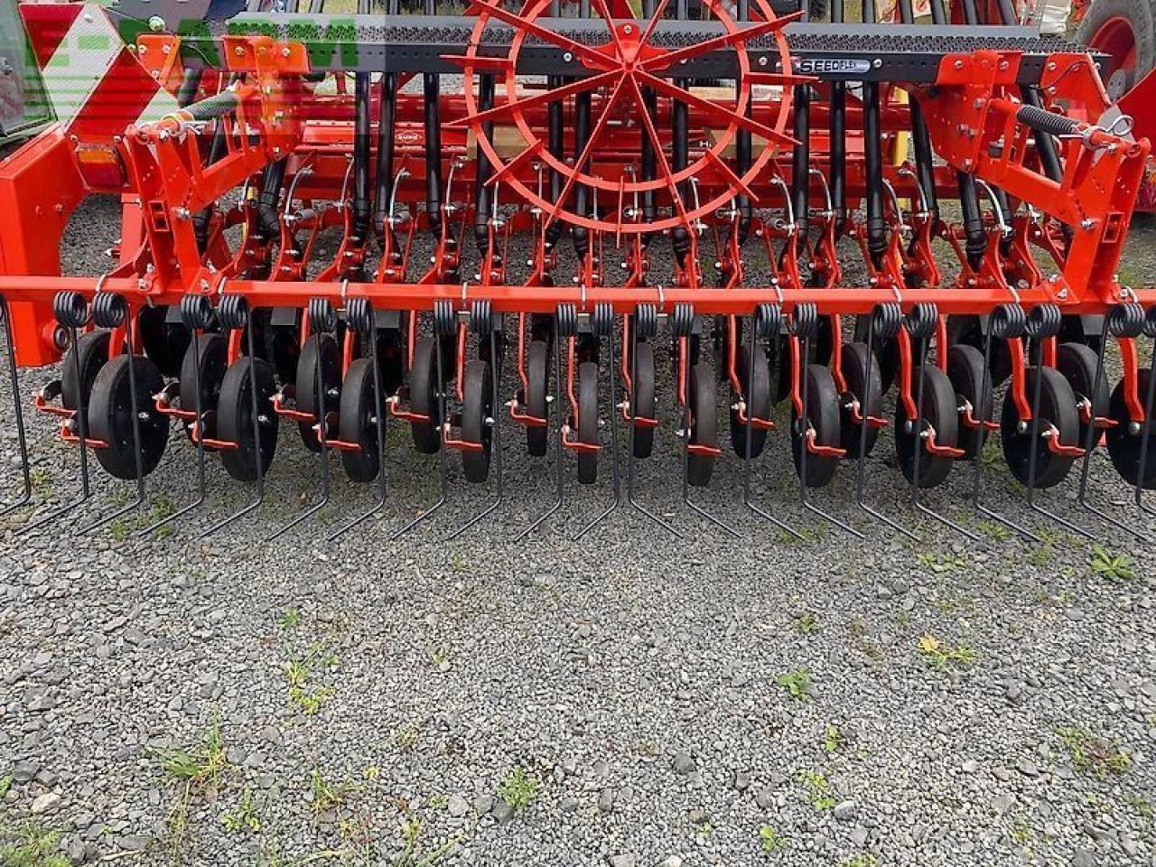 Kuhn kuhn kreiselegge hrb 303& drillmaschine sitera 330-20m - Sējmašīna: foto 2 Kuhn kuhn kreiselegge hrb 303& drillmaschine sitera 330-20m - Sējmašīna: foto 2