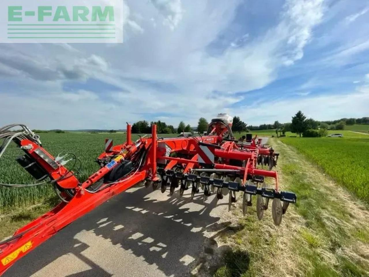 Kuhn performer 5000 - Kultivators: foto 1 Kuhn performer 5000 - Kultivators: foto 1
