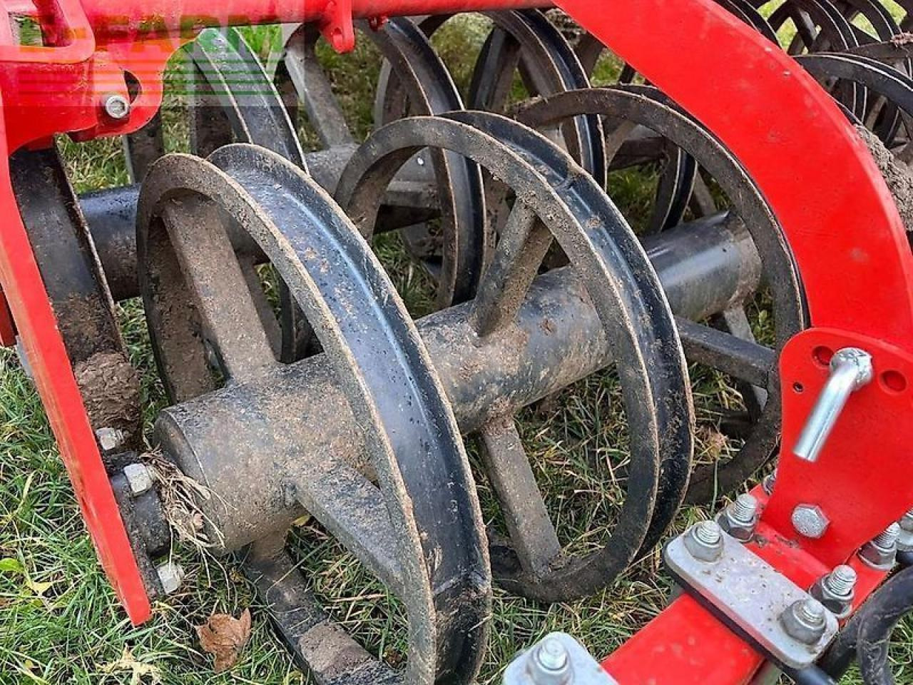 Kuhn prolander 6000 grubber saatbettbereitung federzinken - Kultivators: foto 3 Kuhn prolander 6000 grubber saatbettbereitung federzinken - Kultivators: foto 3