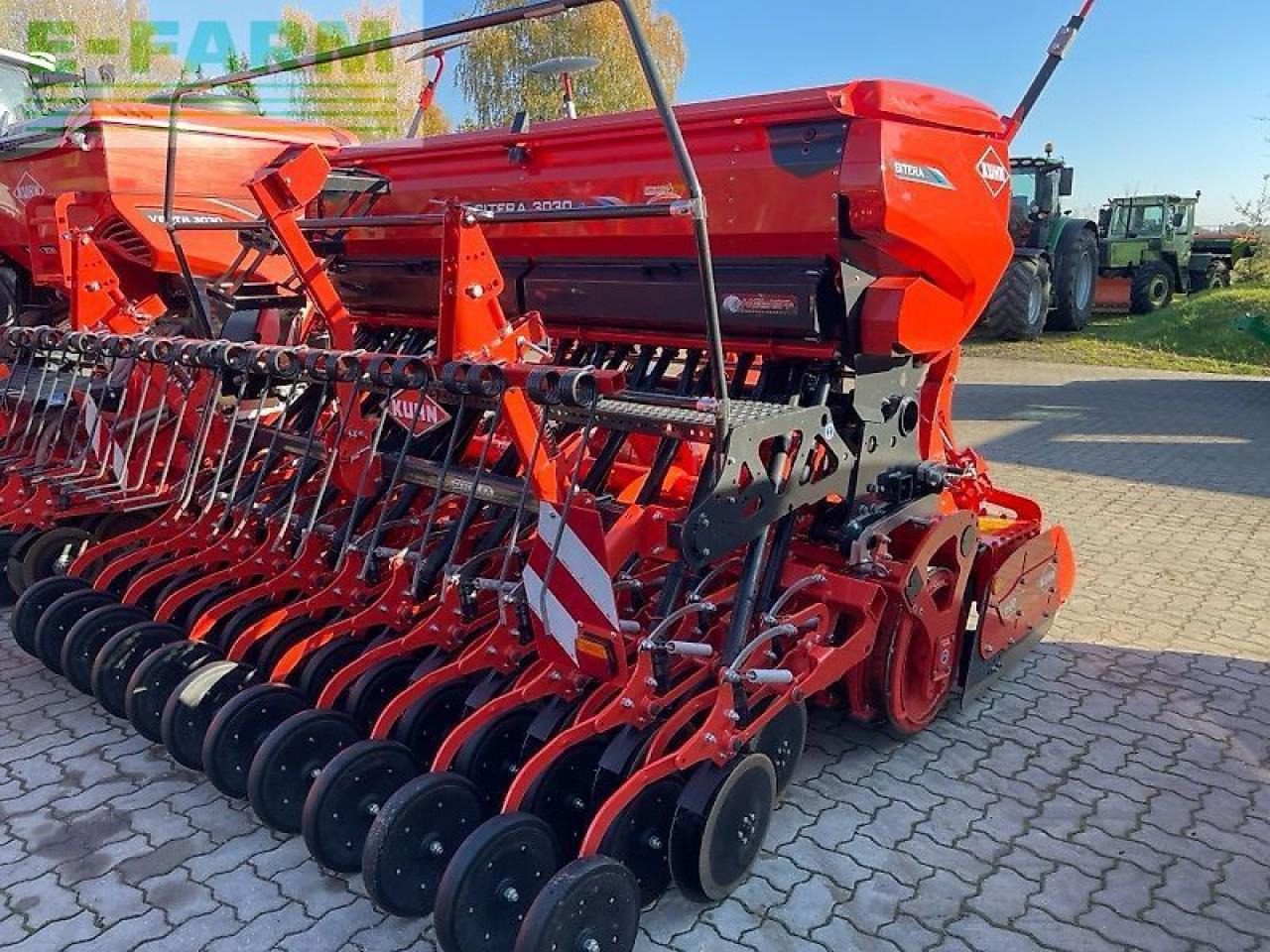 Kuhn sitera 3030 24e - Sējmašīna: foto 4 Kuhn sitera 3030 24e - Sējmašīna: foto 4