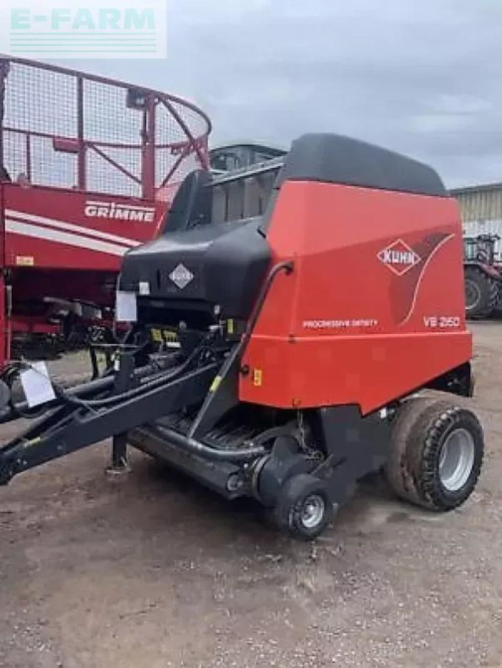 Kuhn vb2160 - Kīpu prese: foto 1 Kuhn vb2160 - Kīpu prese: foto 1