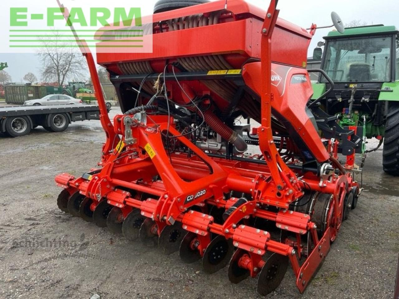 Kuhn venta 3030-20 isobus - Kombinētā sējmašīna: foto 1 Kuhn venta 3030-20 isobus - Kombinētā sējmašīna: foto 1