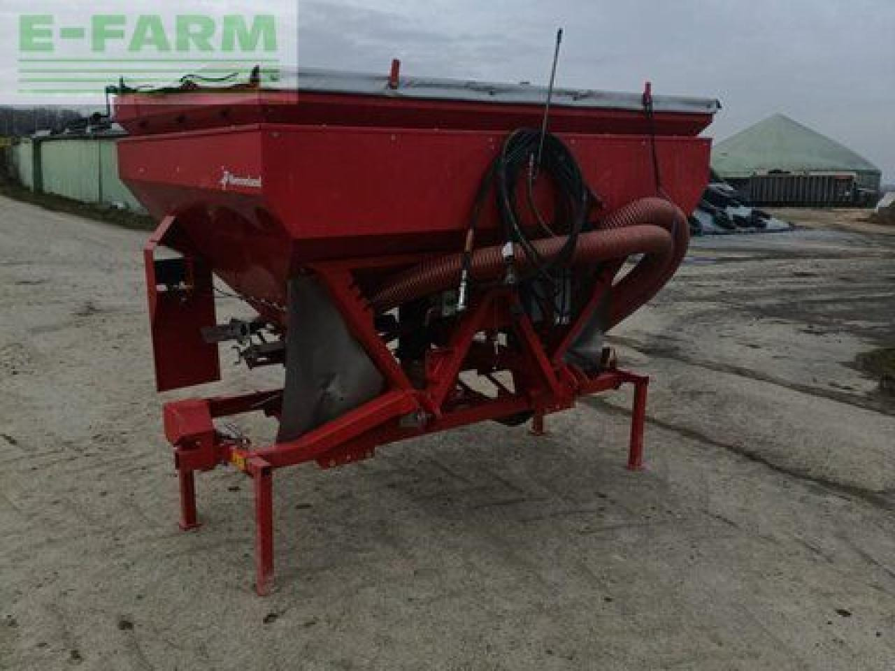 Kverneland df 1 fronttank - Sējmašīna: foto 4 Kverneland df 1 fronttank - Sējmašīna: foto 4