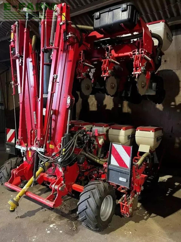 Kverneland optima - Sējmašīna: foto 1 Kverneland optima - Sējmašīna: foto 1