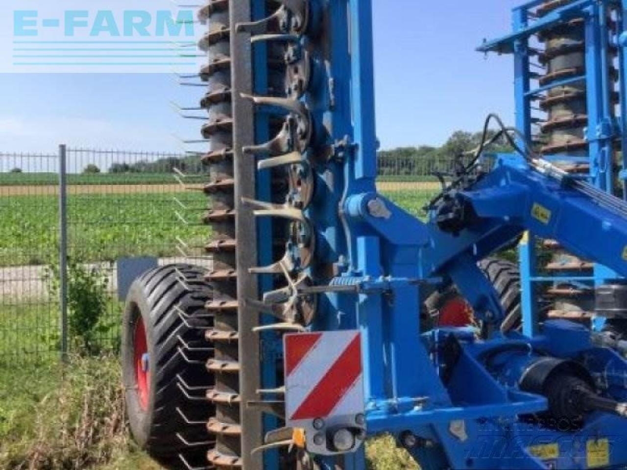 Lemken zirkon 12 mit fahrwerk - Disku ecēša: foto 3 Lemken zirkon 12 mit fahrwerk - Disku ecēša: foto 3