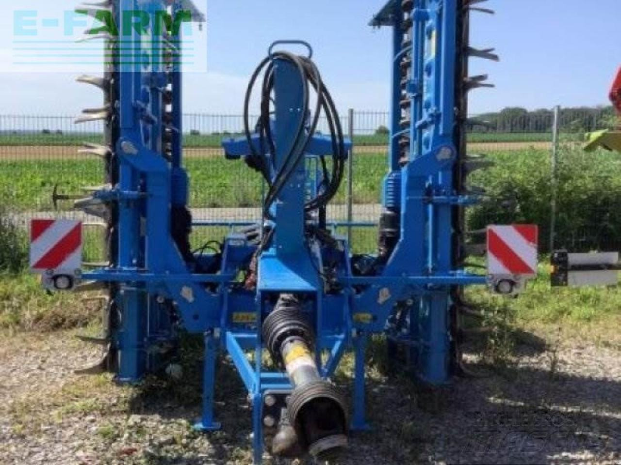 Lemken zirkon 12 mit fahrwerk - Disku ecēša: foto 2 Lemken zirkon 12 mit fahrwerk - Disku ecēša: foto 2
