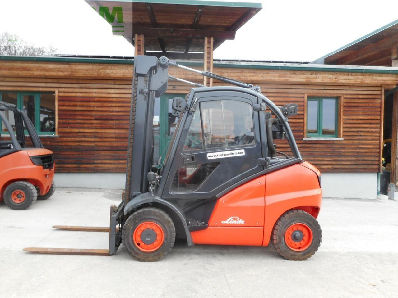 Linde h40d mit vollkabine + rußfilter + seitenschieber - Autokrāvējs: foto 1 Linde h40d mit vollkabine + rußfilter + seitenschieber - Autokrāvējs: foto 1