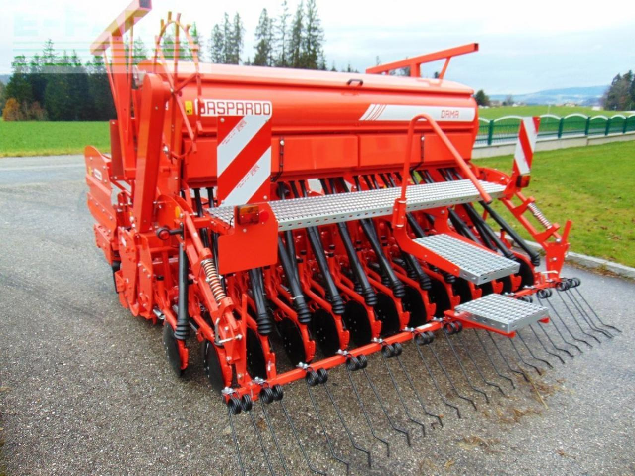 Maschio dama dc combi 3000 säkombination - Kombinētā sējmašīna: foto 4 Maschio dama dc combi 3000 säkombination - Kombinētā sējmašīna: foto 4