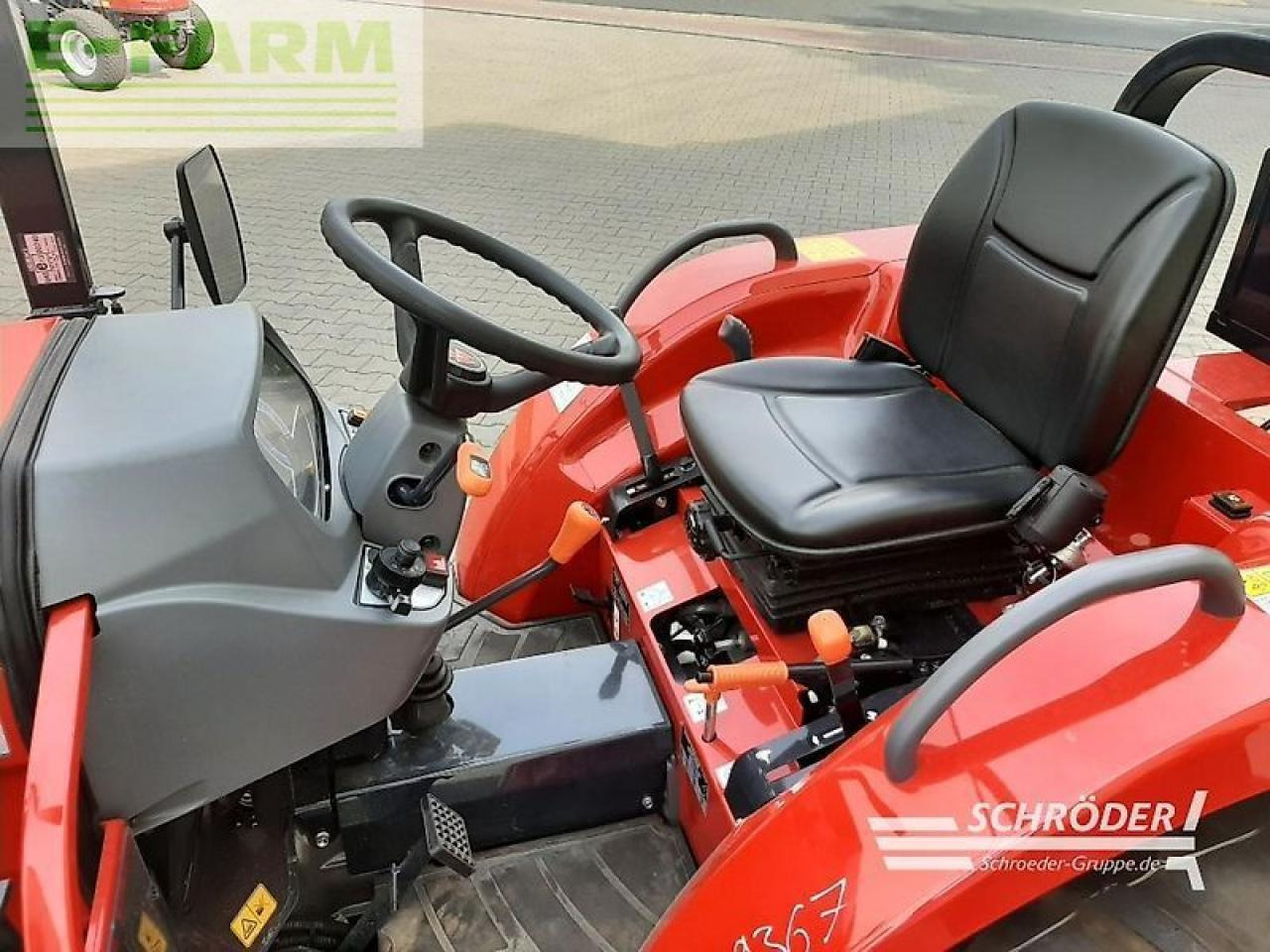 Massey Ferguson 1740 e mp ( iseki tle 3410 al ) - Traktors: foto 5 Massey Ferguson 1740 e mp ( iseki tle 3410 al ) - Traktors: foto 5