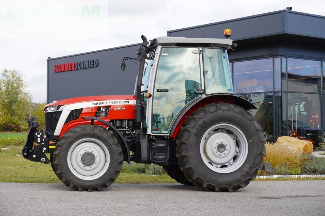 Massey Ferguson 3al.95 efficient - Traktors: foto 1 Massey Ferguson 3al.95 efficient - Traktors: foto 1