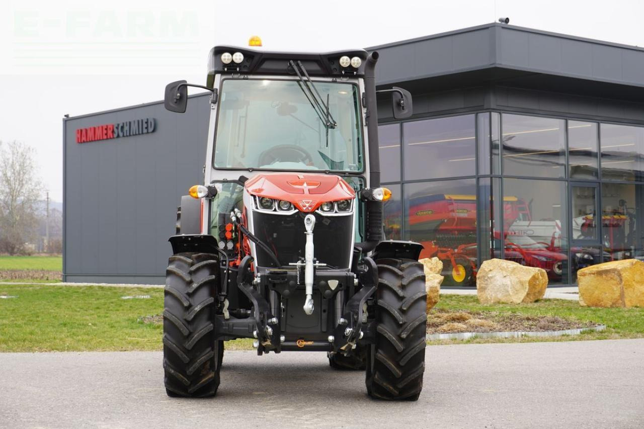 Massey Ferguson 3wf.115 efficient - Traktors: foto 3 Massey Ferguson 3wf.115 efficient - Traktors: foto 3