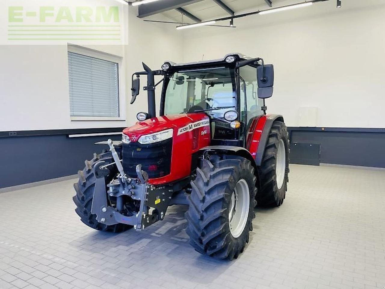Traktors Massey Ferguson 4709 m dyna-2 essential: foto 10 Traktors Massey Ferguson 4709 m dyna-2 essential: foto 10