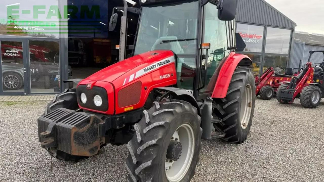 Massey Ferguson 5455 dyna 2 - Traktors: foto 2 Massey Ferguson 5455 dyna 2 - Traktors: foto 2