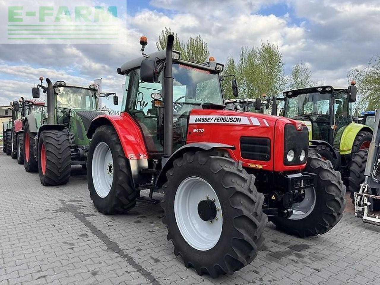 Massey Ferguson 5470 dyna-4 - Traktors: foto 4 Massey Ferguson 5470 dyna-4 - Traktors: foto 4