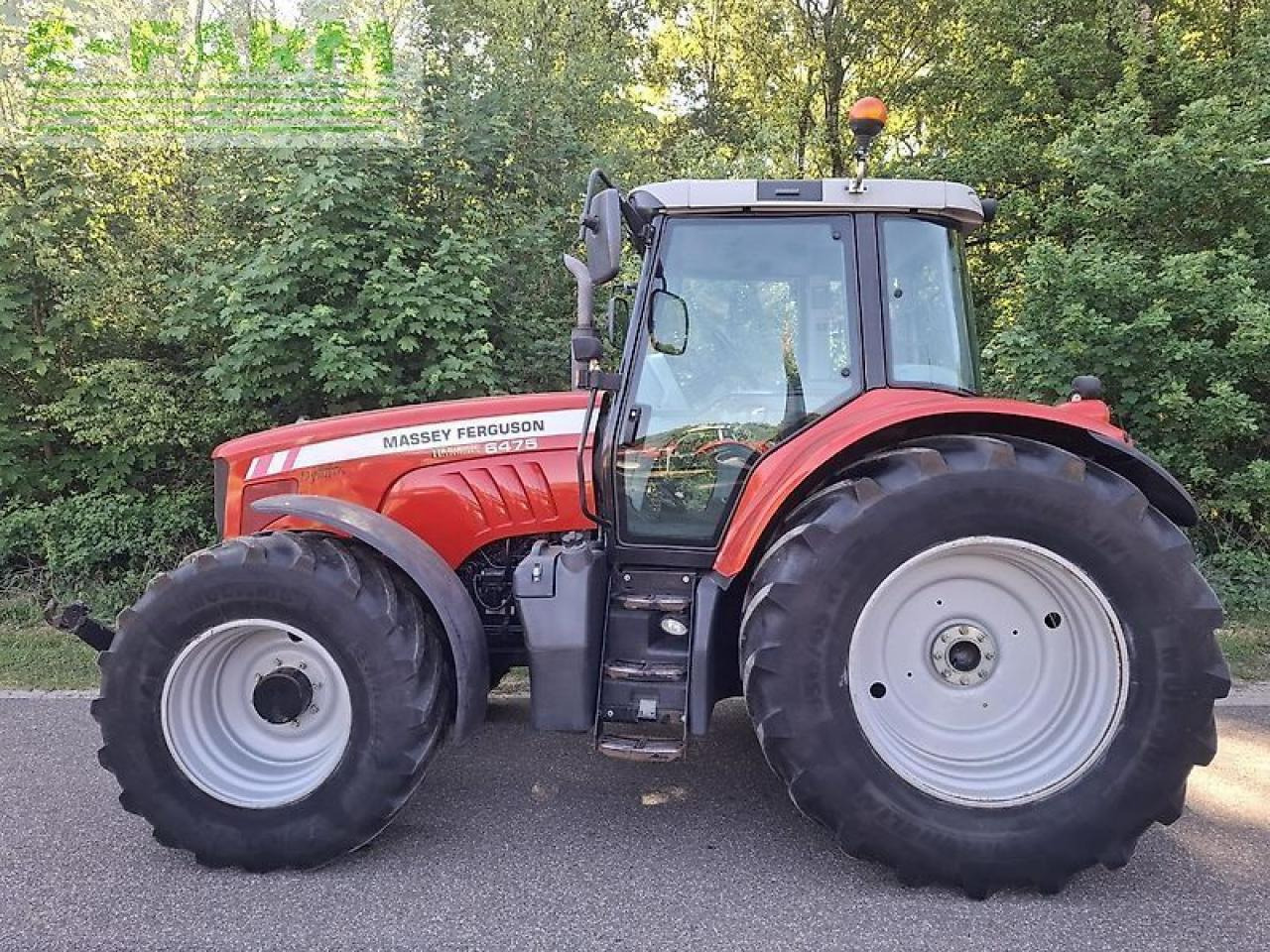 Massey Ferguson 6475 - Traktors: foto 2 Massey Ferguson 6475 - Traktors: foto 2