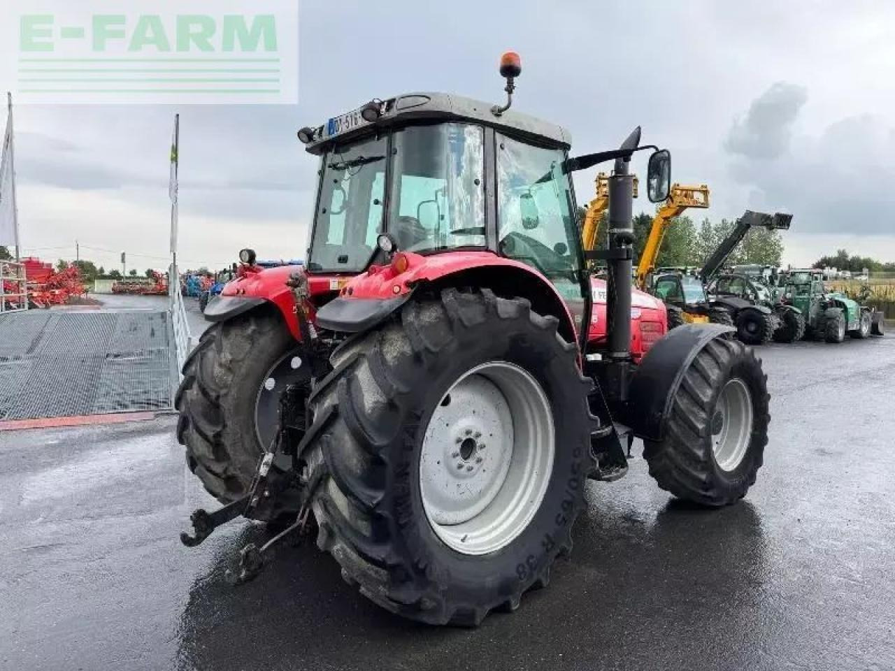 Massey Ferguson 6475 dyna6 - Traktors: foto 5 Massey Ferguson 6475 dyna6 - Traktors: foto 5