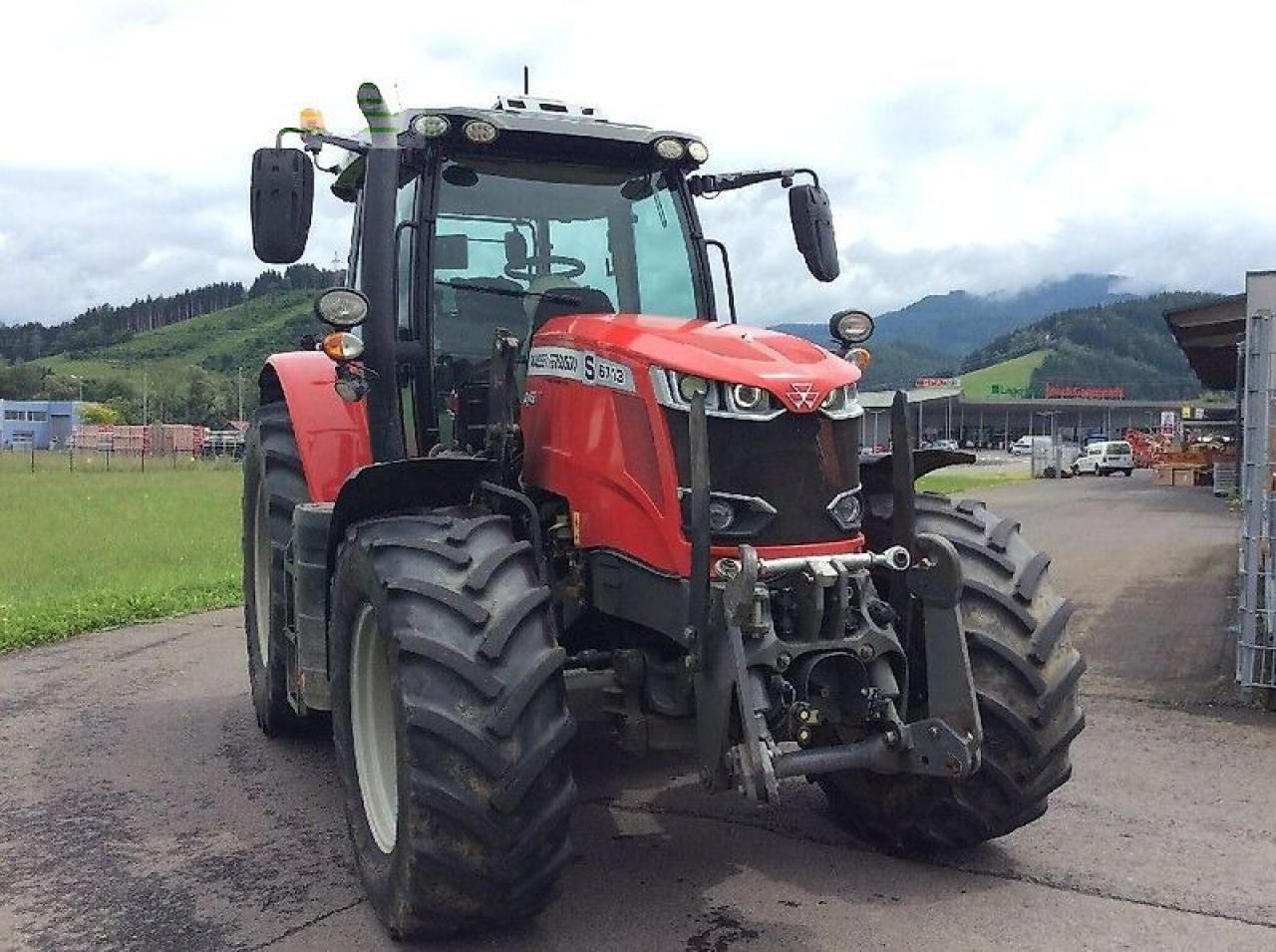 Massey Ferguson 6713s - Traktors: foto 3 Massey Ferguson 6713s - Traktors: foto 3