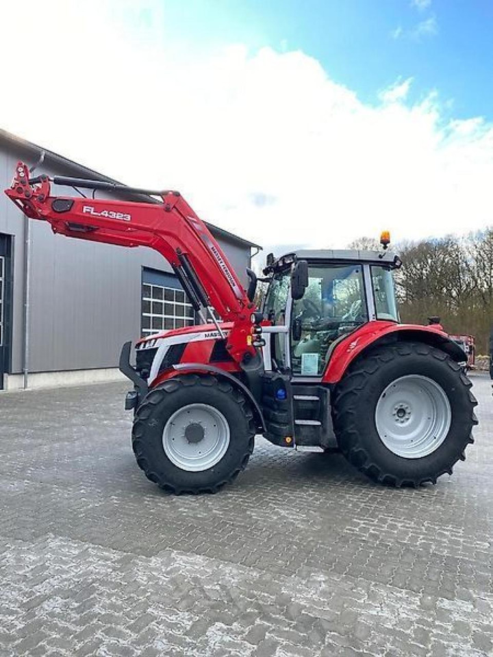 Massey Ferguson 6s.145 dyna-6 efficient Efficient - Traktors: foto 5 Massey Ferguson 6s.145 dyna-6 efficient Efficient - Traktors: foto 5