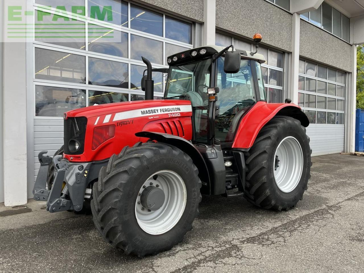Massey Ferguson 7480-4 dynavt comfort plus - Traktors: foto 2 Massey Ferguson 7480-4 dynavt comfort plus - Traktors: foto 2