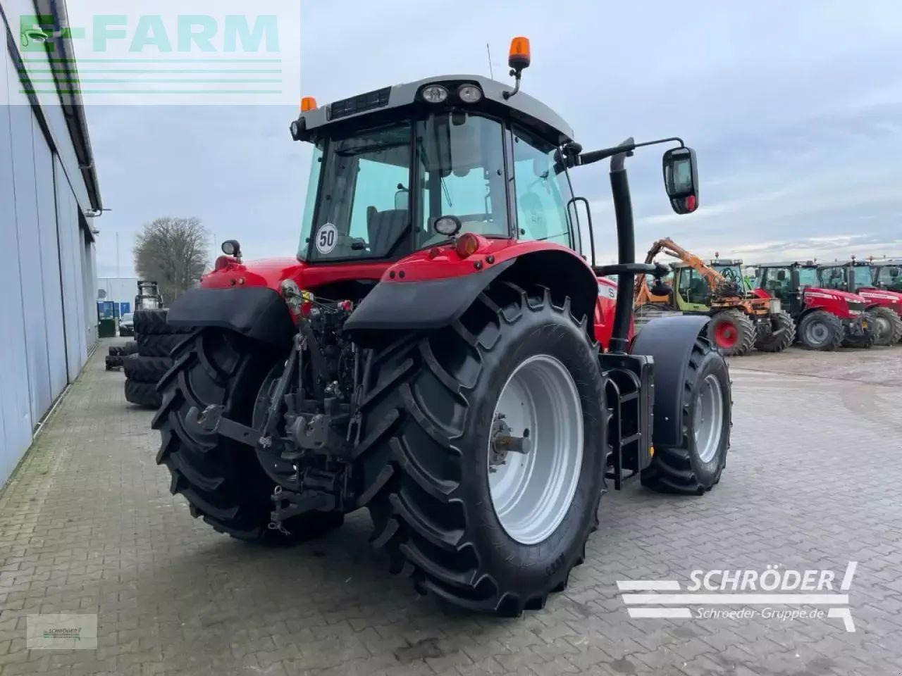 Massey Ferguson 7718 s dyna-6 efficient Efficient - Traktors: foto 3 Massey Ferguson 7718 s dyna-6 efficient Efficient - Traktors: foto 3