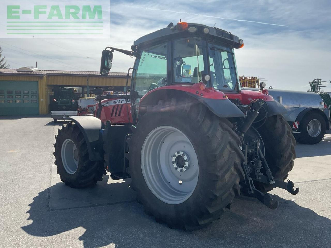 Massey Ferguson 7719 s dyna next edition - Traktors: foto 4 Massey Ferguson 7719 s dyna next edition - Traktors: foto 4