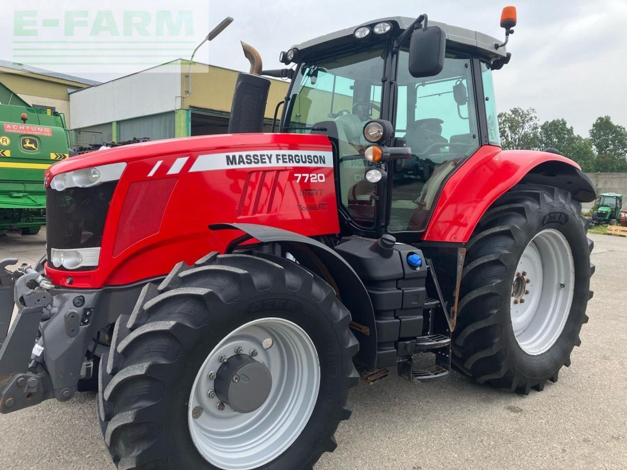 Massey Ferguson 7720 - Traktors: foto 1 Massey Ferguson 7720 - Traktors: foto 1