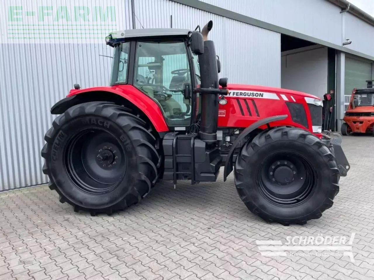 Massey Ferguson 7726 dyna-vt exclusive Exclusive - Traktors: foto 2 Massey Ferguson 7726 dyna-vt exclusive Exclusive - Traktors: foto 2